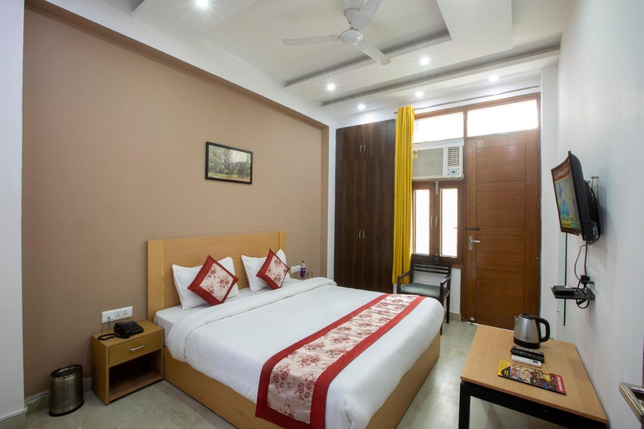Hotel Ginger Palace - Corporate Hotel Noida Sector 62 Esterno foto