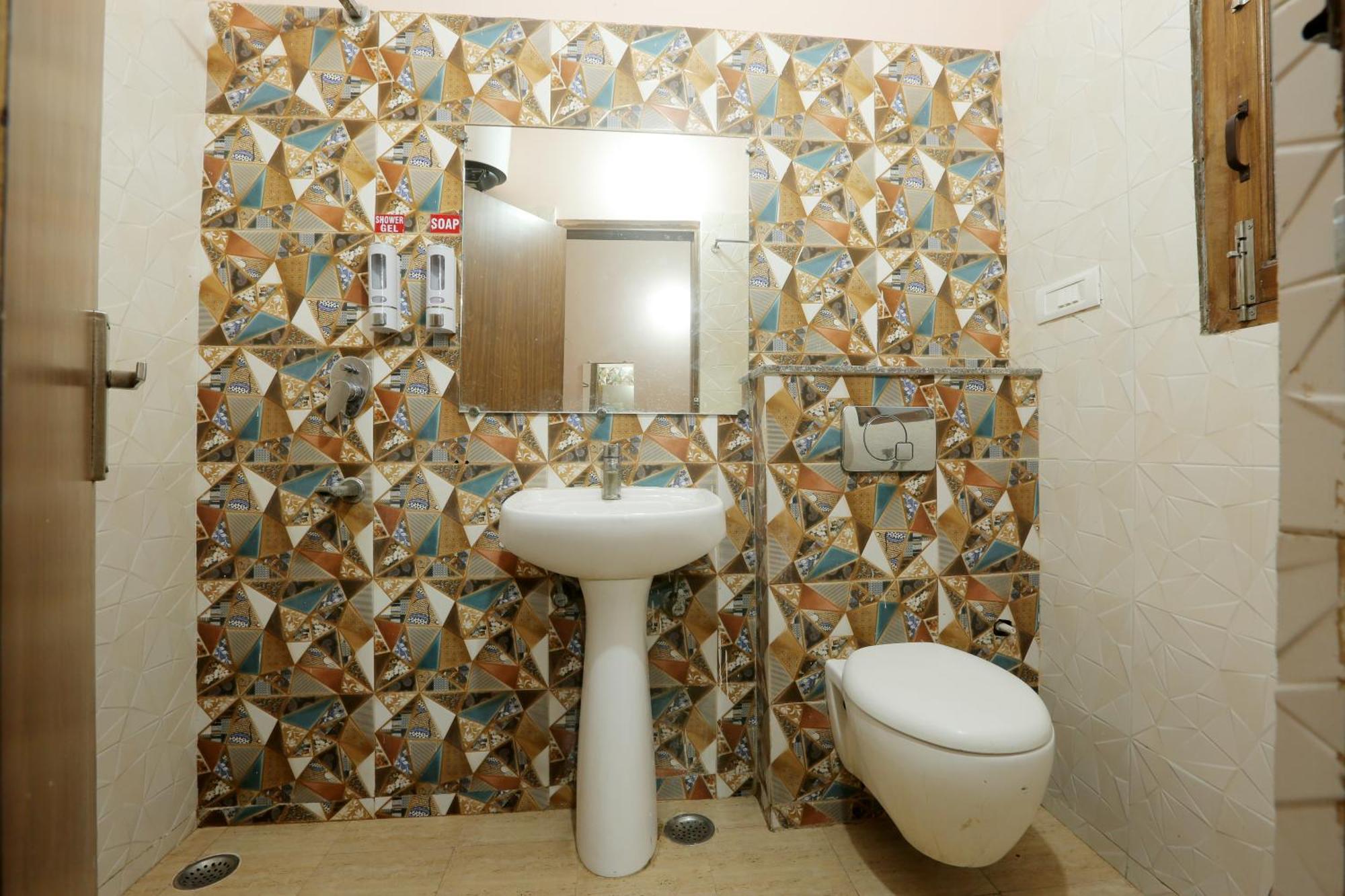 Hotel Ginger Palace - Corporate Hotel Noida Sector 62 Esterno foto