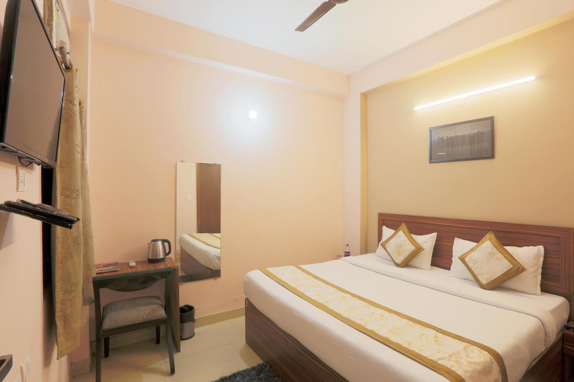 Hotel Ginger Palace - Corporate Hotel Noida Sector 62 Esterno foto